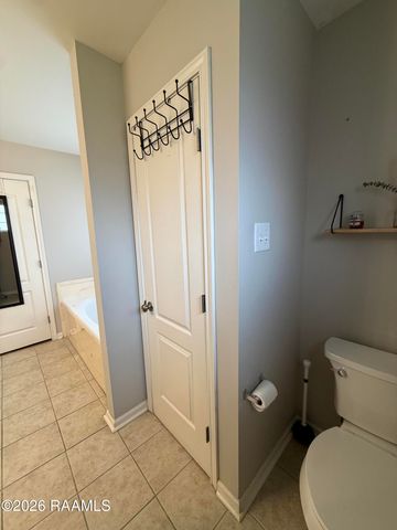 303 N Rushmore Lane, Youngsville, LA 70592