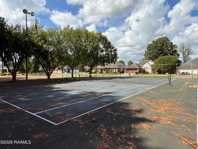 303 N Rushmore Lane, Youngsville, LA 70592