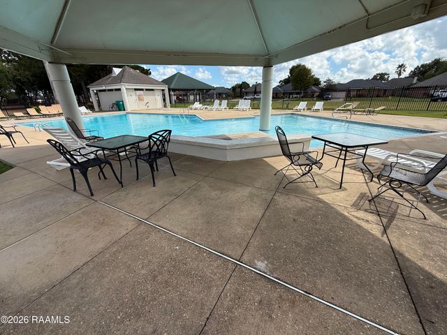 303 N Rushmore Lane, Youngsville, LA 70592