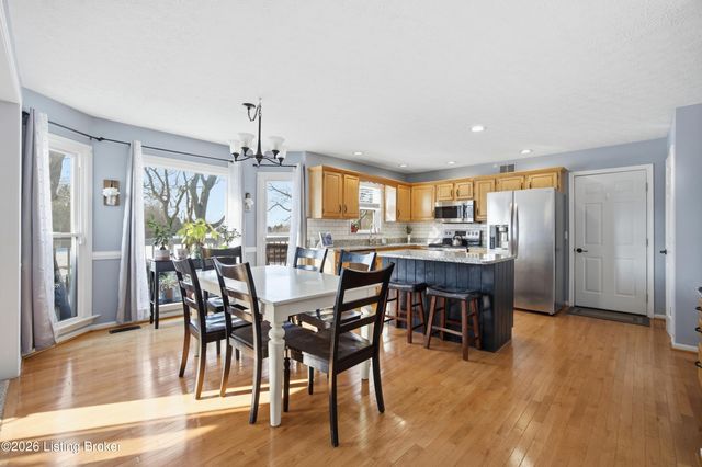 2642 Sheffield Ct, La Grange, KY 40031