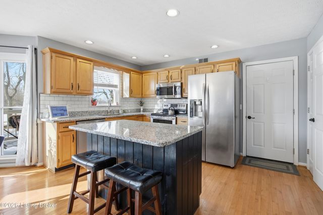 2642 Sheffield Ct, La Grange, KY 40031