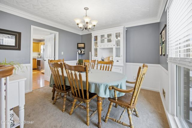 2642 Sheffield Ct, La Grange, KY 40031