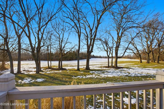 2642 Sheffield Ct, La Grange, KY 40031