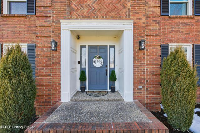 2642 Sheffield Ct, La Grange, KY 40031