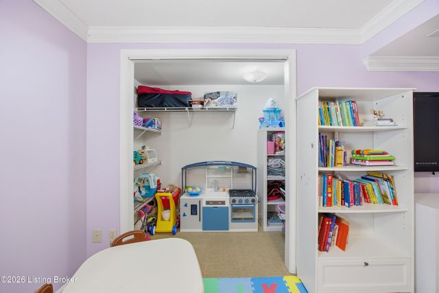 2642 Sheffield Ct, La Grange, KY 40031