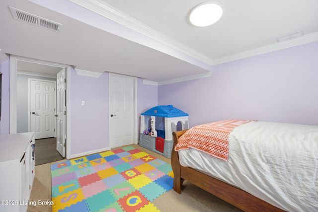 2642 Sheffield Ct, La Grange, KY 40031