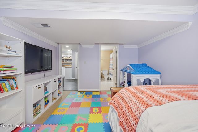 2642 Sheffield Ct, La Grange, KY 40031