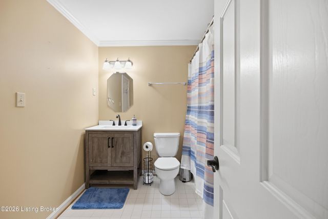 2642 Sheffield Ct, La Grange, KY 40031