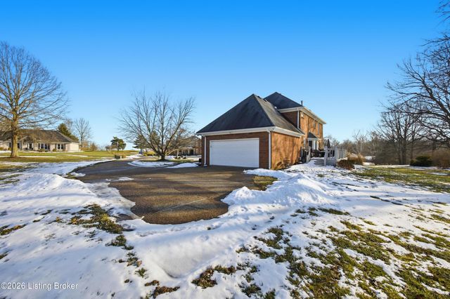 2642 Sheffield Ct, La Grange, KY 40031