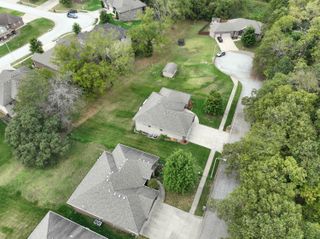 5345 South James Avenue, Springfield, MO 65810
