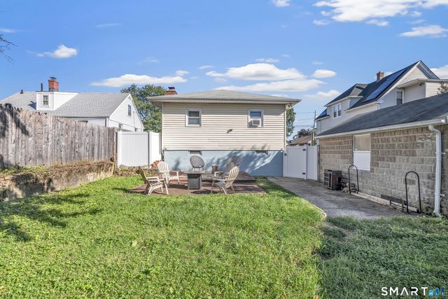 345 Harlem Avenue, Bridgeport, CT 06606