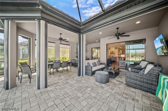 9361 Terresina DR, Naples, FL 34119