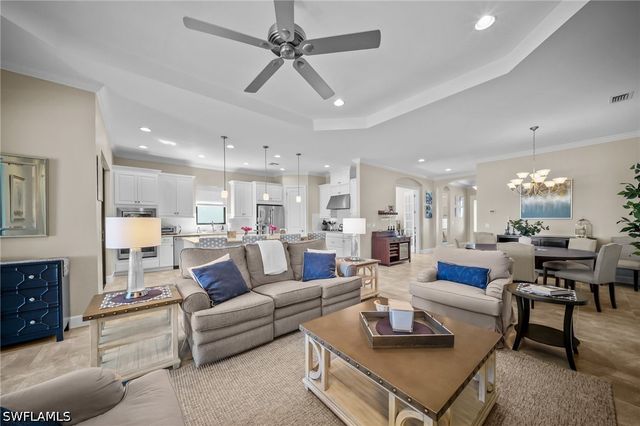 9361 Terresina DR, Naples, FL 34119