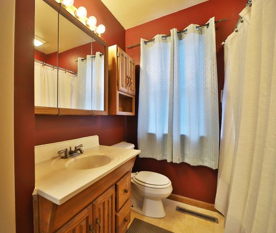 1219 S 9th Street, Brainerd, MN 56401