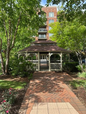 370 S Western Avenue 408, Des Plaines, IL 60016