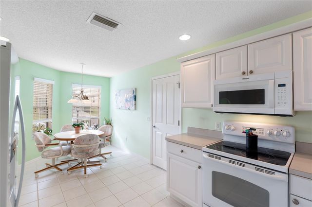 403 MCLEOD LANE, The Villages, FL 32162