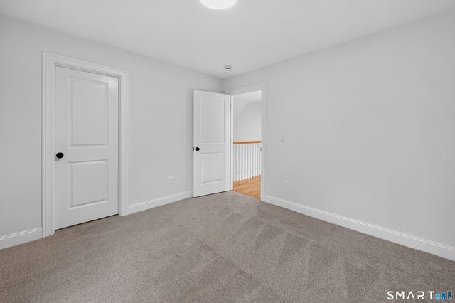 10 Maple Avenue, Bristol, CT 06010