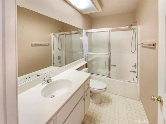 12196 Nugget Avenue, Victorville, CA 92392