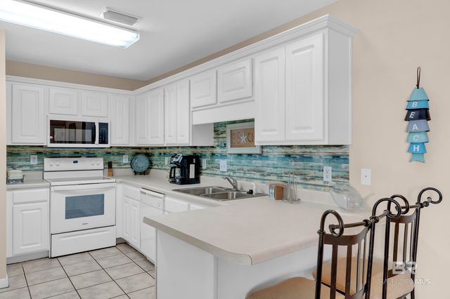 1477 W Lagoon Avenue 202, Gulf Shores, AL 36542
