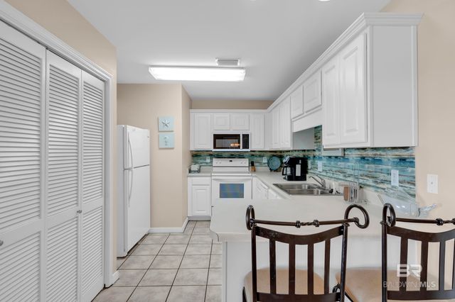 1477 W Lagoon Avenue 202, Gulf Shores, AL 36542