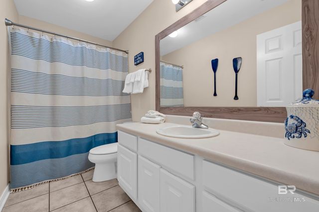 1477 W Lagoon Avenue 202, Gulf Shores, AL 36542