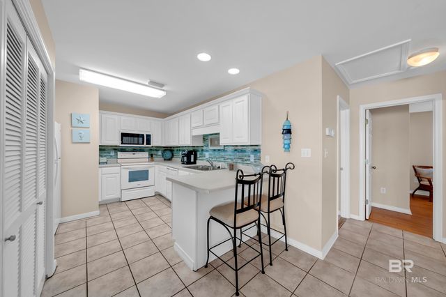 1477 W Lagoon Avenue 202, Gulf Shores, AL 36542