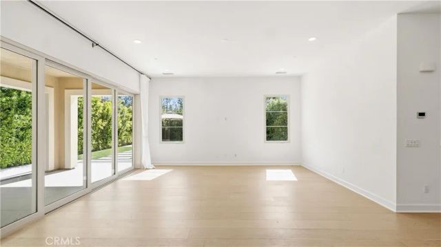 242 Sutters, Irvine, CA 92602