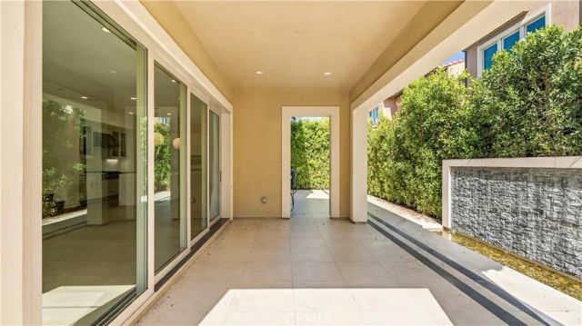 242 Sutters, Irvine, CA 92602