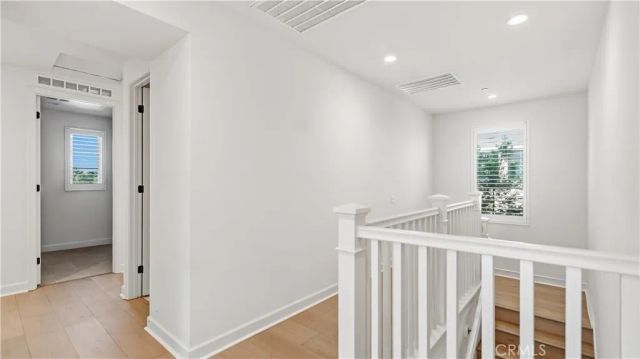242 Sutters, Irvine, CA 92602