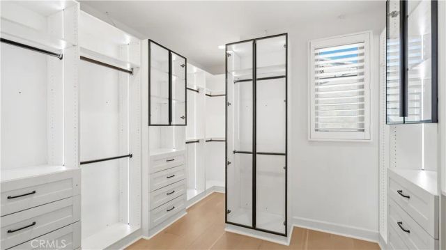 242 Sutters, Irvine, CA 92602
