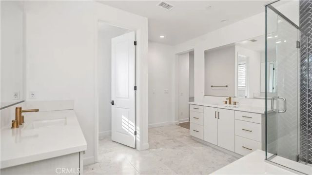242 Sutters, Irvine, CA 92602