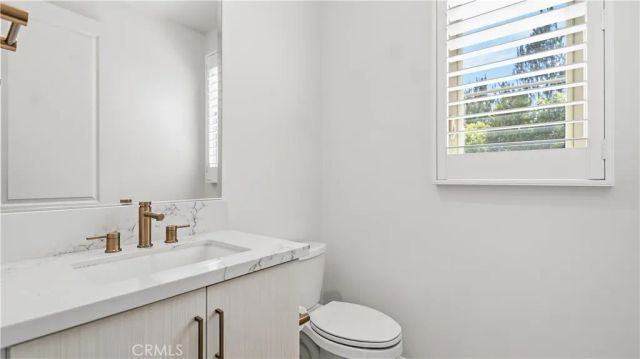 242 Sutters, Irvine, CA 92602