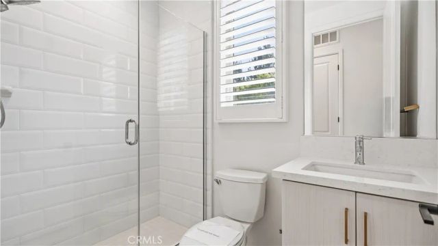 242 Sutters, Irvine, CA 92602