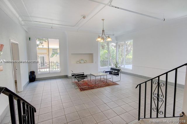 820 Euclid Ave 106, Miami Beach, FL 33139