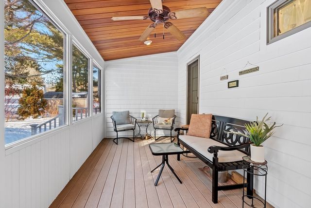 20 Lee Road, Wayland, MA 01778