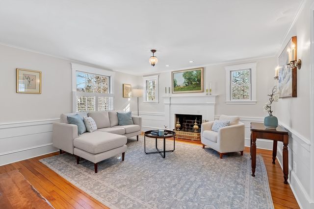 20 Lee Road, Wayland, MA 01778