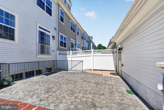 12525 BLUE SKY DR, Clarksburg, MD 20871