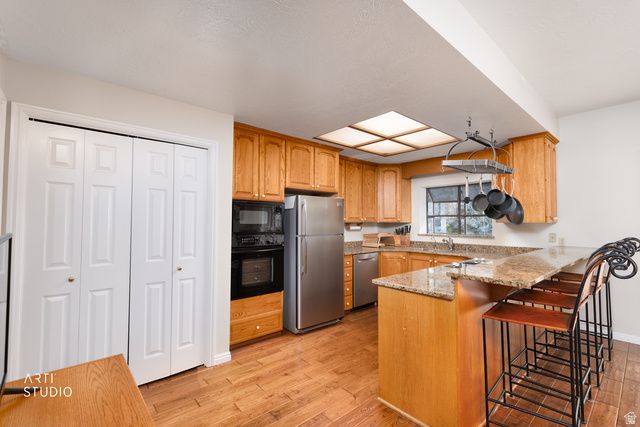 804 N JUNIPERPOINT DR, Salt Lake City, UT 84103