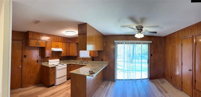 301 Walnut Avenue, Azle, TX 76020
