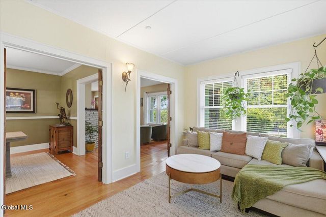 1505 Van Antwerp Road, Niskayuna, NY 12309