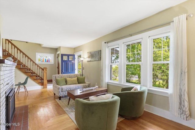 1505 Van Antwerp Road, Niskayuna, NY 12309