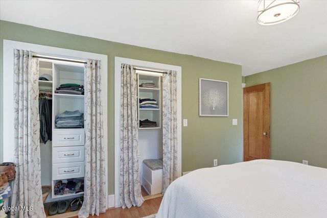1505 Van Antwerp Road, Niskayuna, NY 12309