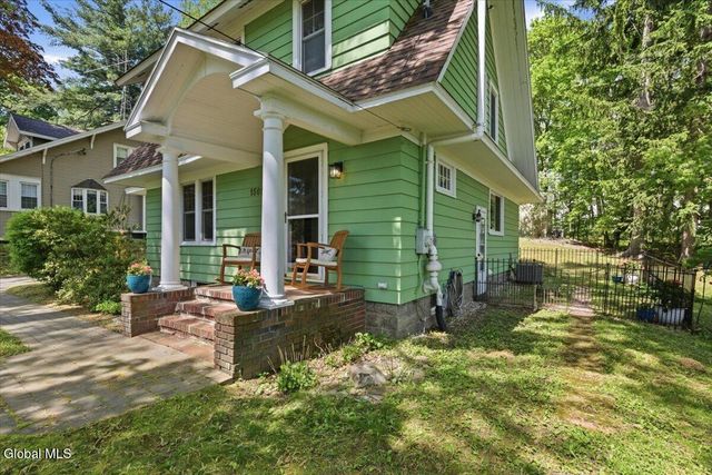 1505 Van Antwerp Road, Niskayuna, NY 12309