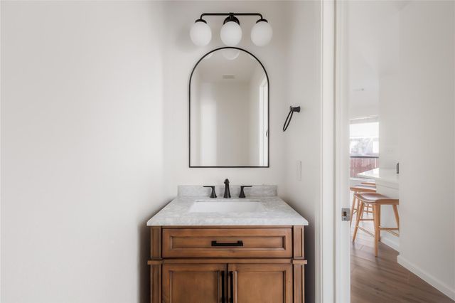 5508 Sunny Vista DR, Austin, TX 78749