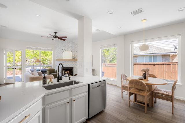 5508 Sunny Vista DR, Austin, TX 78749