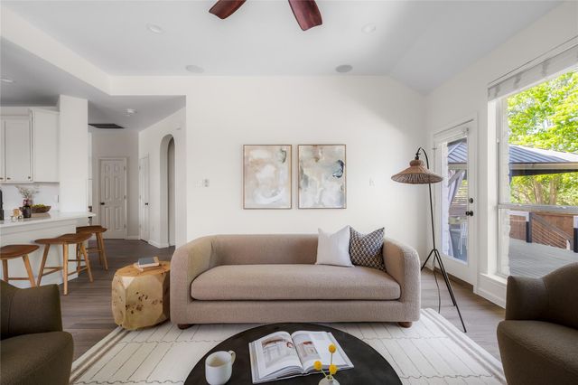 5508 Sunny Vista DR, Austin, TX 78749