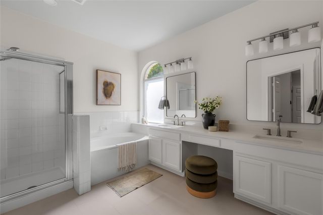 5508 Sunny Vista DR, Austin, TX 78749