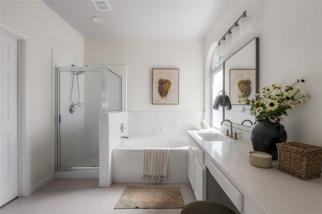 5508 Sunny Vista DR, Austin, TX 78749