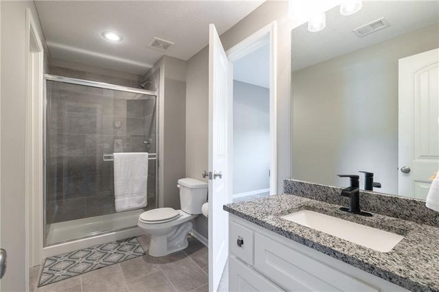 7309 NW Locust Drive, Kansas City, MO 64152