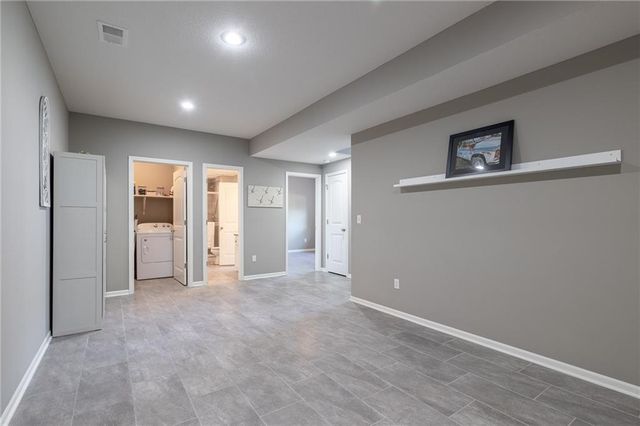 7309 NW Locust Drive, Kansas City, MO 64152